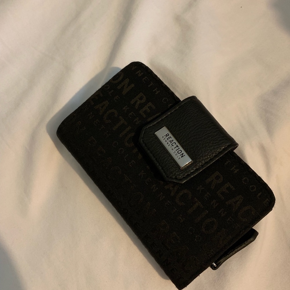 Wallet - Picture 1 of 5